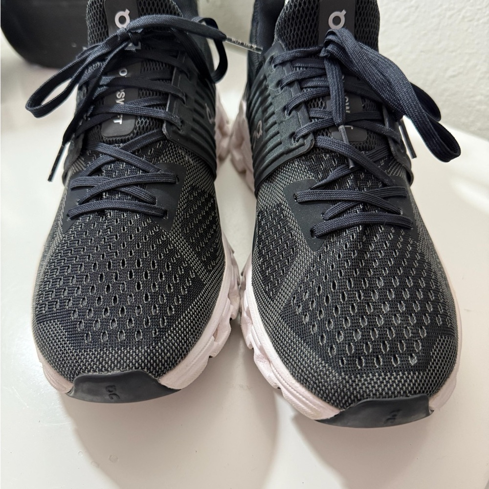 On Running Black and White Athletic Shoes - Picture 4 of 8